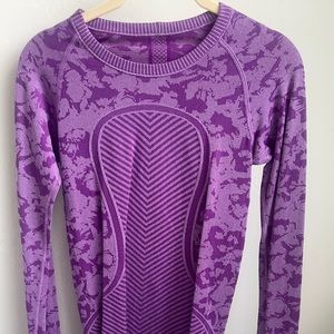 Lululemon long sleeve swiftly top